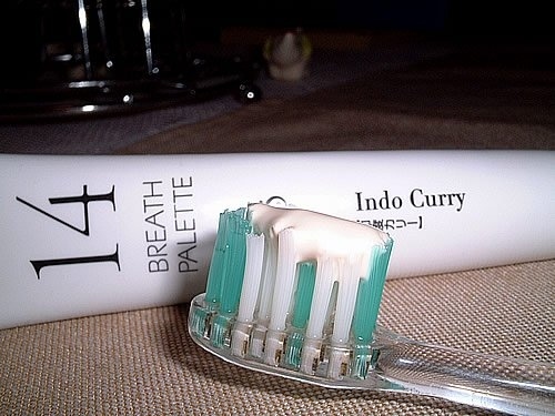 Indian curry flavoured toothpaste